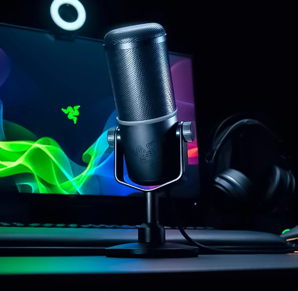 Bienvenidos 2024 99 Imagenes medias Microfono Razer Sieren mini 1